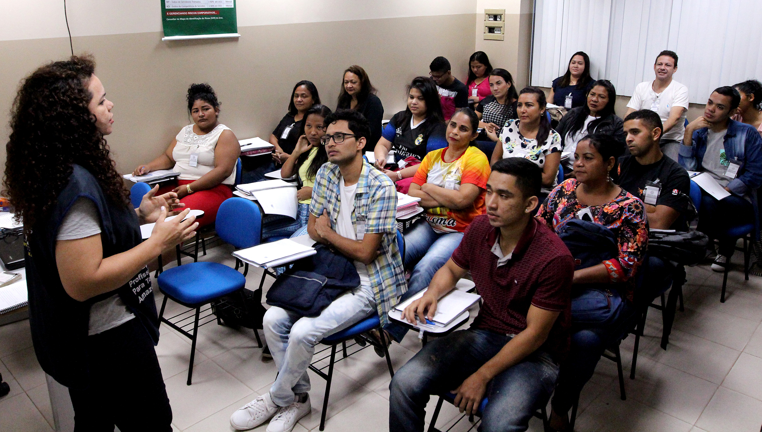 vagas abertas para auxiliar administrativo